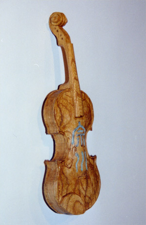 宗川邸表札（バイオリン型）側面写真